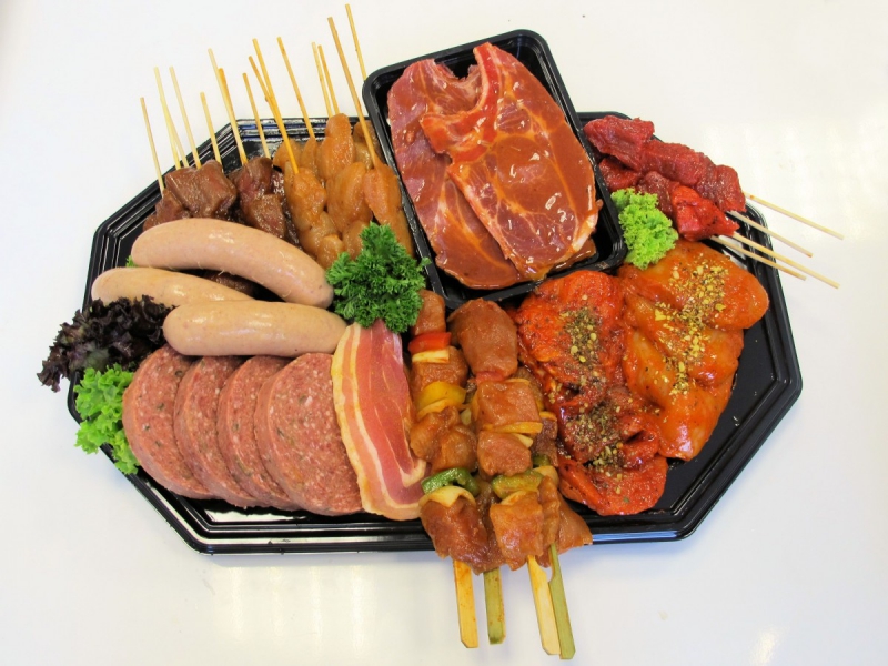 boucherie-ROUGIERS-min_bbq_butcher_shop_supermarket_meal_party-766127